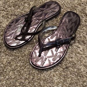 MK flip flops